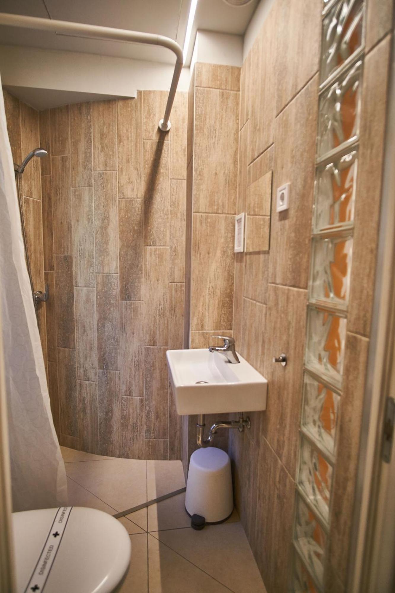 Z40 Apartments - Hostaid Budapeşte Oda fotoğraf
